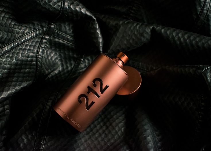 212 Sexy Men Carolina Herrera